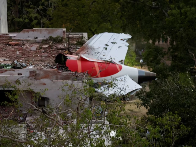 Air India crash probe highlights cockpit confusion over fuel switch