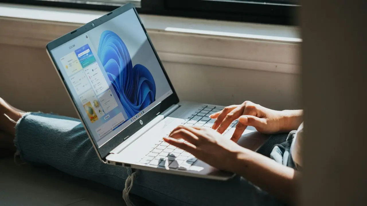 Critical Windows 11 Secure Boot flaw lets hackers bypass protection