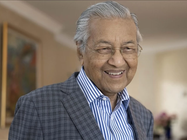 mahathir mohamad a two time former prime minister of malaysia has turned 100 a rare milestone for world leaders photo anadolu