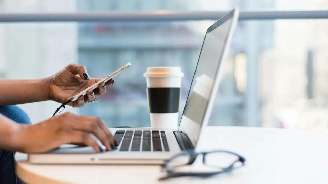 Family fraud costs seniors $28B annually; 5 steps to protect parents